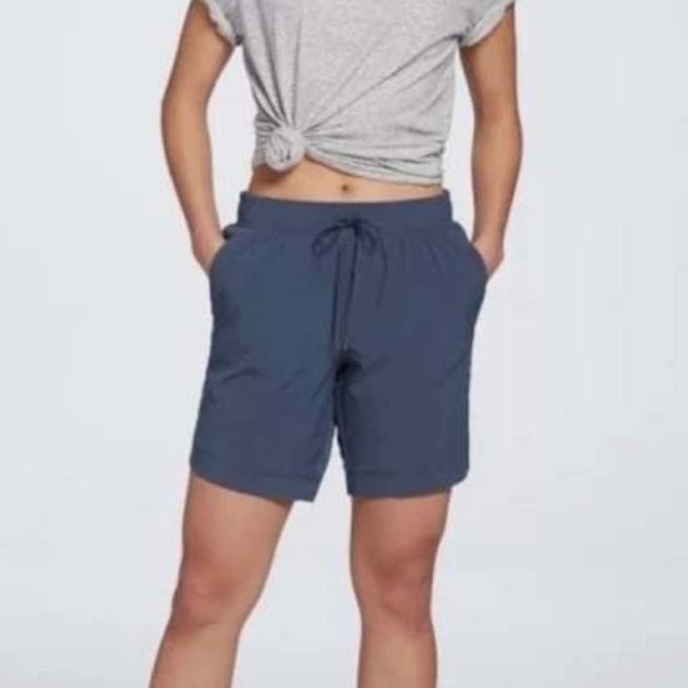 Calia Journey Truelight Woven 8" Bermuda Short